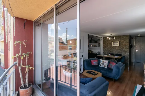 Apartamento En Venta En Hayuelos. Cod V1106017