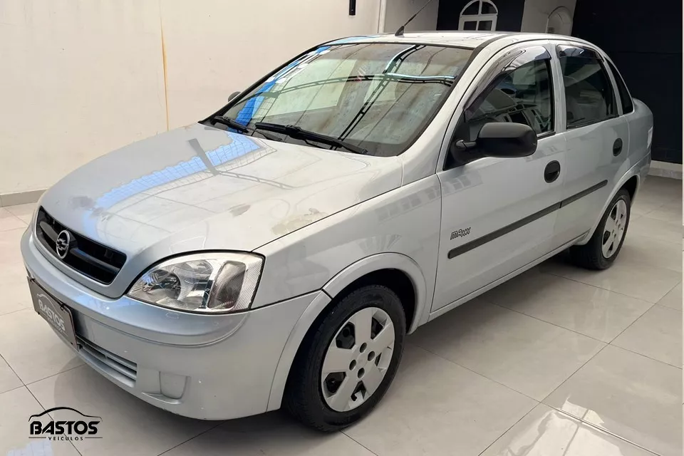 Chevrolet Corsa Sedan 1.0 Maxx Flex Power 4p