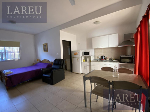 Imagen 8 de 14 de Departamento En Alquiler - Pilar