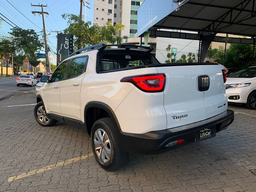 Imagem 10 de 14 de Fiat Toro Freedom Road 1.8 16v Flex Aut. 2018 Branca 201...