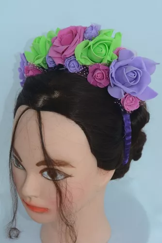 Diademas de flores: Diadema Frida  Diademas de flores, Diademas, Flores en  el pelo