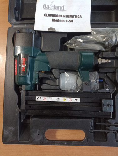 Clavadora Neumática Modelo F50
