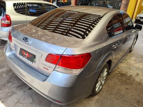 Subaru Legacy 2.5 Awd 2010 Charliebrokers Gris