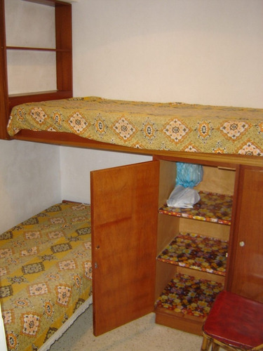 Departamento De 3 Ambientes,cochera Comun,parrilla, Centro