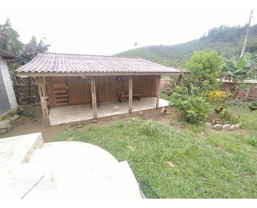Chácara Com Duas Casas E Piscina