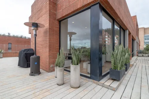 Apartamento En Arriendo En Los Rosales. Cod A23609