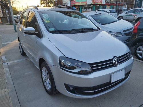 Volkswagen Suran 1.6 Imotion Highline 2014