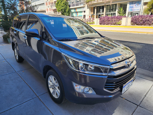 Toyota Innova 2.7 Srv 6at 8a