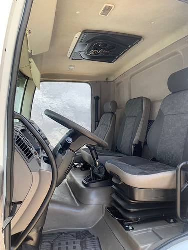 Vw 13190 Constellation 2014 Impecável Km 220.000 Munck
