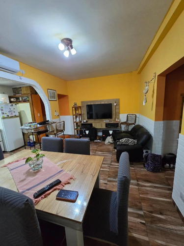 Ph En Venta - 1 Dormitorio 1 Baño - Ramos Mejía