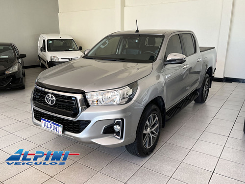 Toyota Hilux SRV 4X2 CD 16V