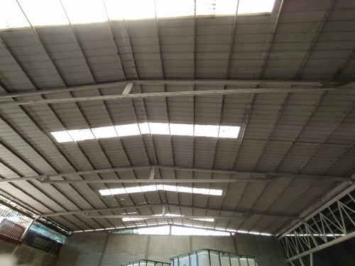 Imagen 3 de 14 de María Meléndez Vende Galpón En Vigirima Guacara