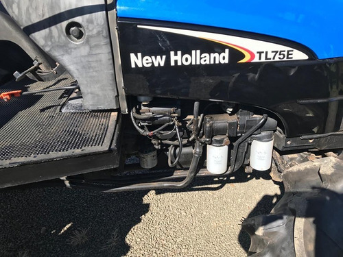 Marca: New Holland Modelo: Tl 75e