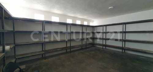 Renta Terreno Con Área De Oficinas, Valle De Los Tules Tultitlan