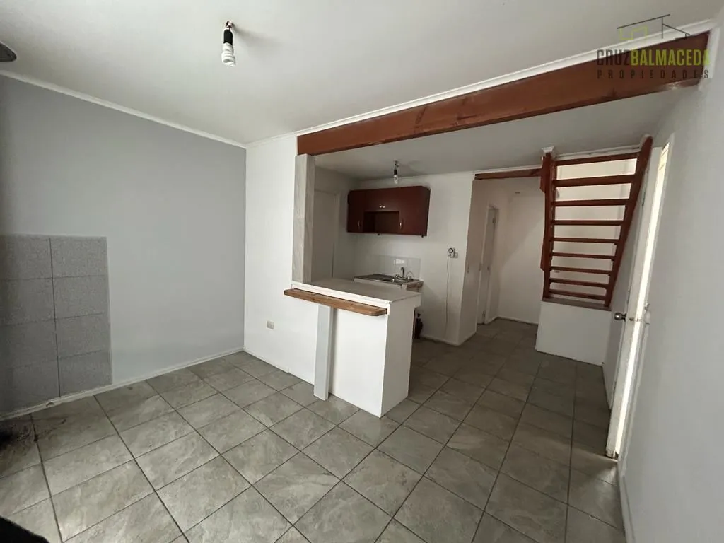 Imagen 4 de 12 de Casa En Arriendo De 2 Dorm. En Puerto Varas