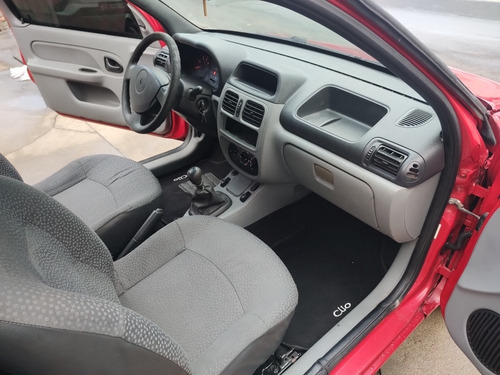 Imagem 11 de 15 de Renault Clio 2011 1.0 16v Campus Hi-flex 3p