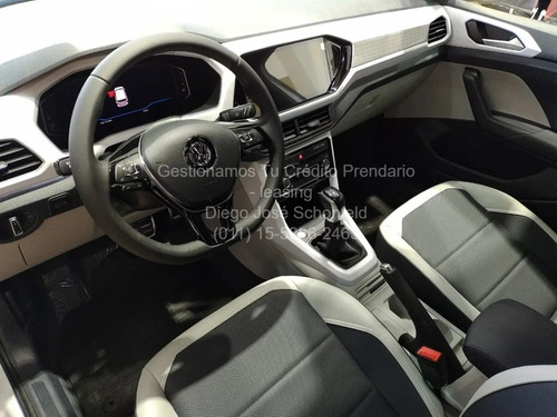 Imagen 5 de 25 de Volkswagen T-cross High 200tsi At 0km My21 Financio Leasing