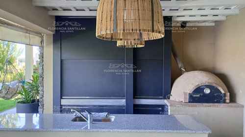 Casa Quinta De 6 Ambientes En Venta En Lagos De San Eliseo, San Vicente, G.b.a. Zona Sur