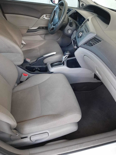Imagen 3 de 10 de Honda Civic 2012 Dmt Lx Sedan At