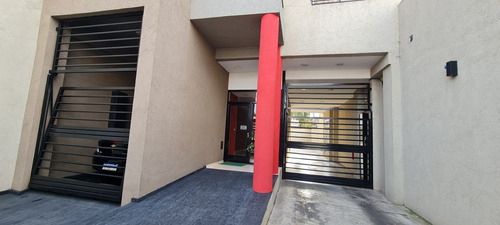 Imagen 11 de 12 de Venta 2 Amb Con Balcón Y Cochera - Lanús Este