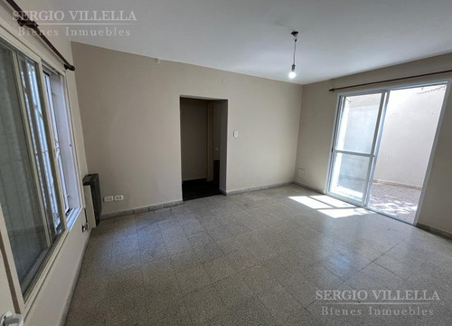Imagen 5 de 11 de Rodriguez 1500 - Dos Dormitorios De Pasillo En Venta - Rosario