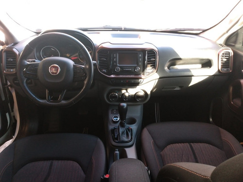 Imagem 6 de 13 de Fiat Toro 2018 2.0 Volcano 4x4 Aut. 4p