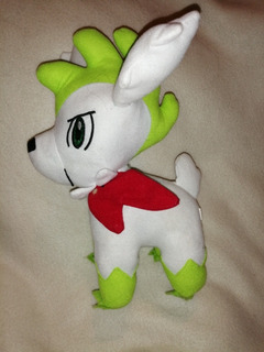 Peluche Original Pokemon Shaymin Sky Toy Factory 30 Cm. Peluche Original Pokemon Shaymin Sky Toy Factory 30 Cm.