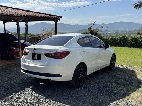 Mazda 2 Sedan 1.5 Grand Touring At