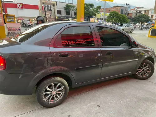 Chevrolet Aveo 1.5 Family