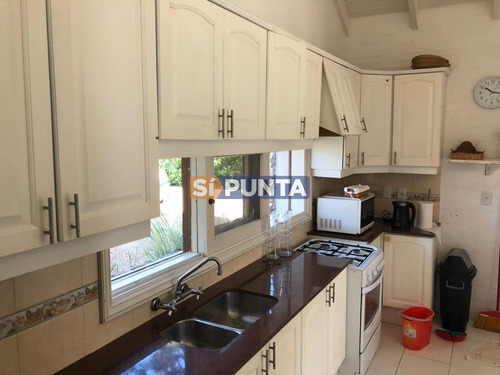 Imagen 8 de 30 de Casa En Alquiler -laguna Blanca