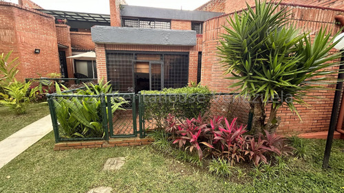 Ls Vende Town House Las Marias El Hatillo