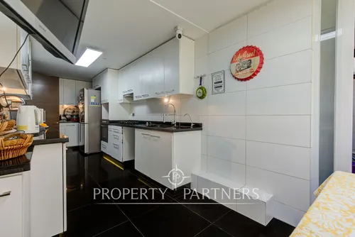 Departamento 3d Servicios En El Golf En Moderno Ed...