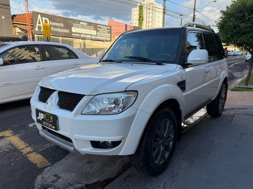 Mitsubishi Pajero TR4 Pajero TR4 2.0 4X2 16V 140CV FLEX 4P MANUAL