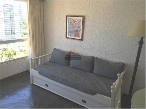 Brava, Primeras Paradas, Excelente Construcción- Ref: 5371