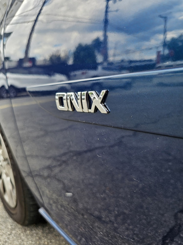 Chevrolet Onix plus 1.0 Lt 4p