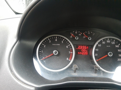 Imagem 6 de 8 de Volkswagen Gol 2012 1.0 Vht Trend Total Flex 5p
