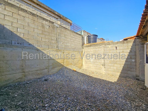 Maria Luisa Vende Hermosa Casa En Cabudare, 25 14933