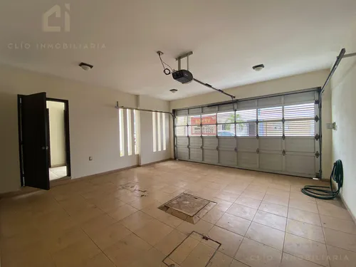 Casa En Venta En Veracruz, Fracc Lomas Del Sol Con Acceso A Playa Y Club De Playa