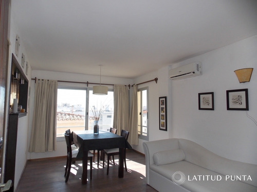 Apartamento En Península- Ref: 124