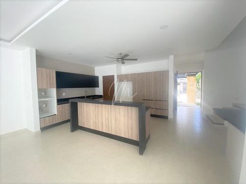 Imagen 2 de 16 de Casa En Venta En Cancun, Residencial Rio