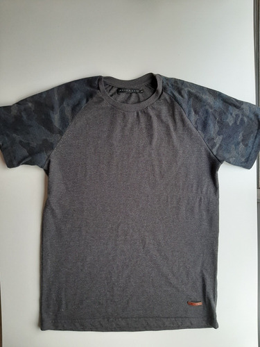 Remera Gris Talle M Moha