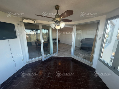 Apartamento En Venta De 3 Dormitorios En Av. Roosevelt , Punta Del Este