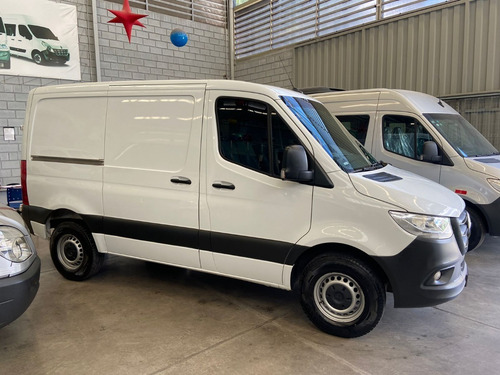 Imagem 2 de 13 de Sprinter 314 2021 Furgão 7,5 M³ Dirige Com Categoria B!