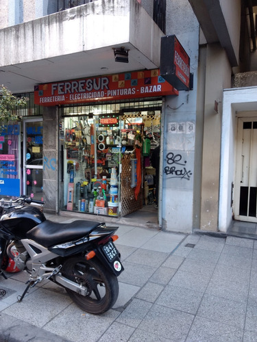Local Centro , Vende