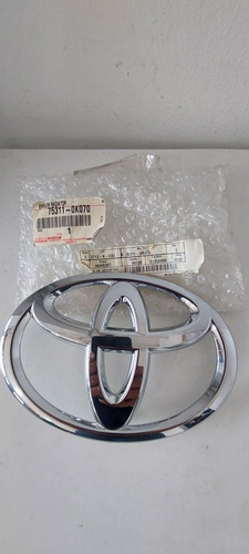 Emblema Parrilla Fortuner 2009-2014 Toyota Original