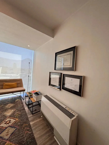 Arriendo Of Amplios Espacios 2p 2e 2 Baños Vitacura