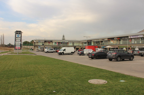 Para Inversión En Concurrido Strip Center