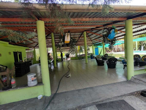 Terreno En Venta En Veracruz Con Casa De Descanso Loc. Palo Gacho.