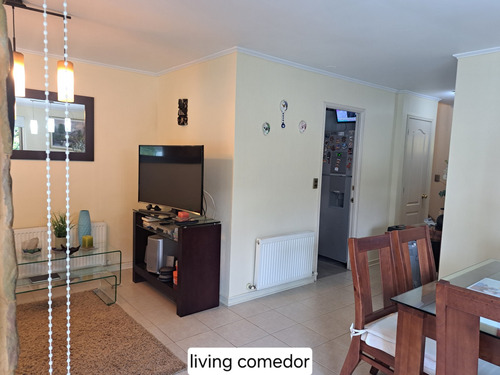 Casa Sólida Con Piscina En Condomio