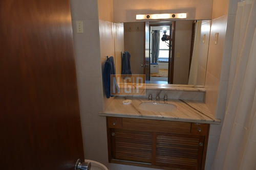 Divino Impecable Con Servicios- Ref: 1382
